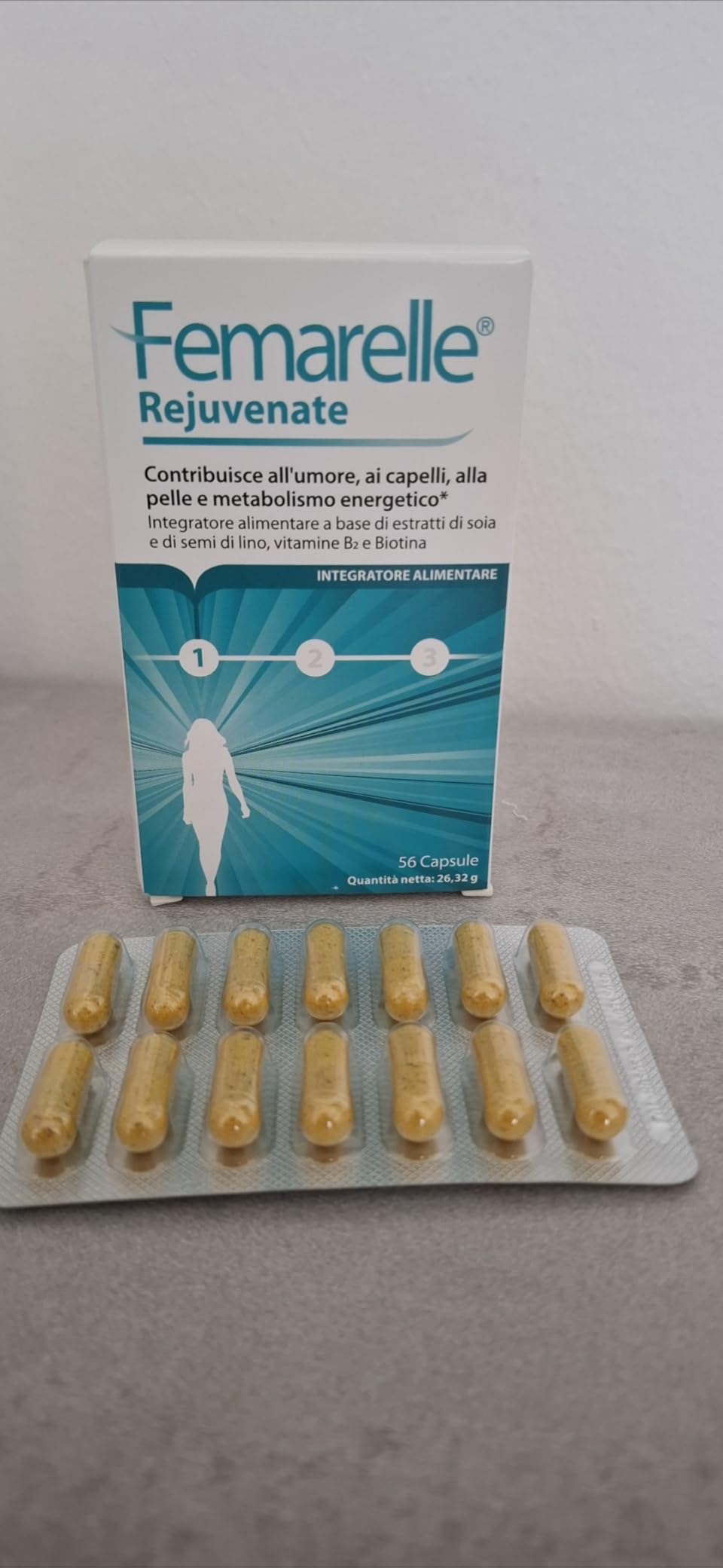 Femarelle Rejuvenate integratore per umore pelle e capelli senza ormoni